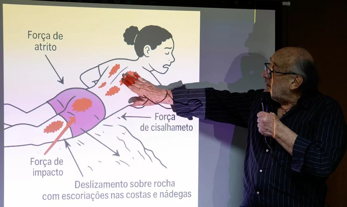 Perícia: Juliana Marins morreu 32 horas após cair de vulcão