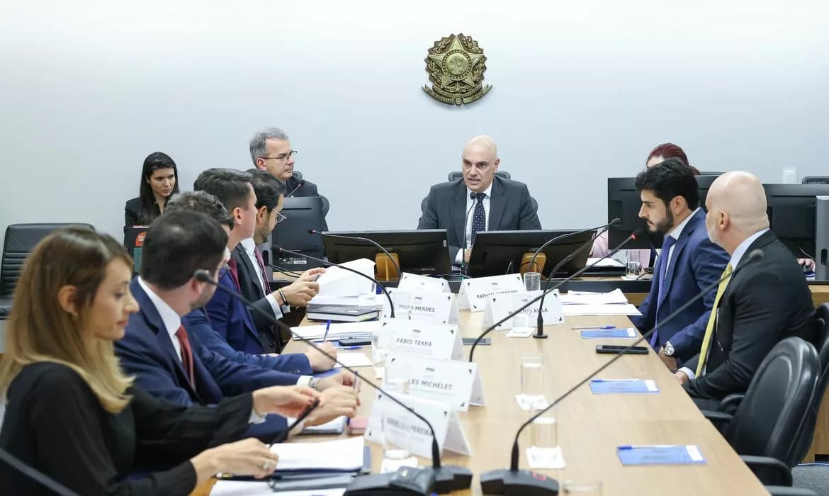 STF: Sem acordo sobre IOF em audiência entre governo e Congresso