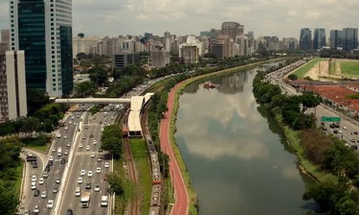 TV Brasil estreia série ‘Vozes do Rio Pinheiros’ sobre revitalização do rio