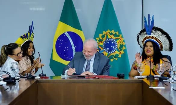 Lula homologa 3 novas terras indígenas no Ceará