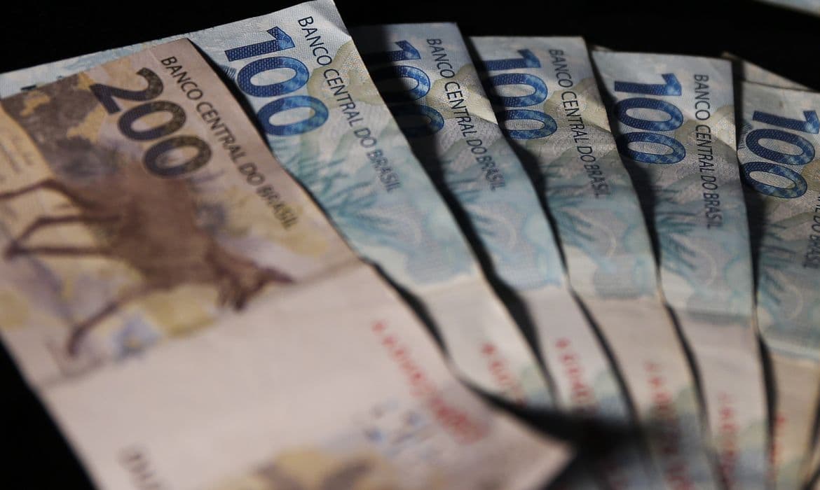 Lula sanciona isenção de IR para até 2 salários mínimos; 10 milhões beneficiados