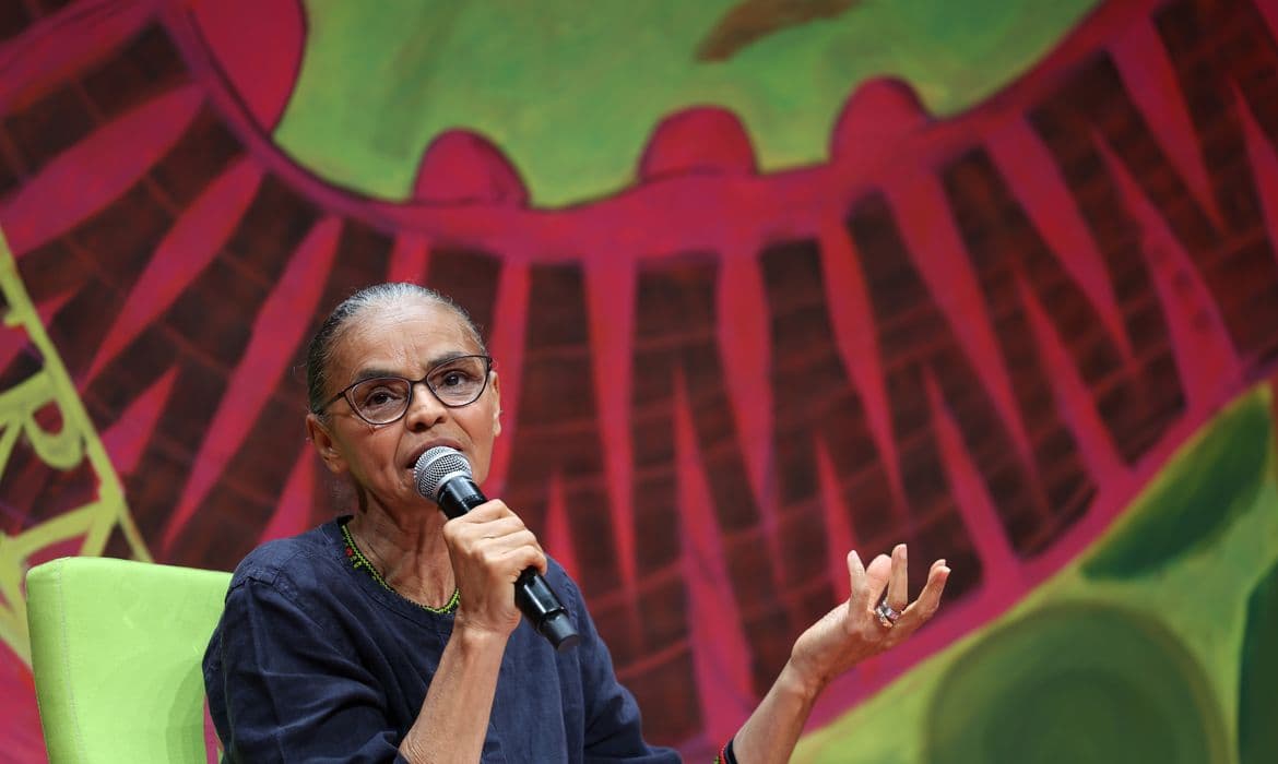 Na Flip, Marina Silva condena PL que “mutila” licenciamento ambiental.