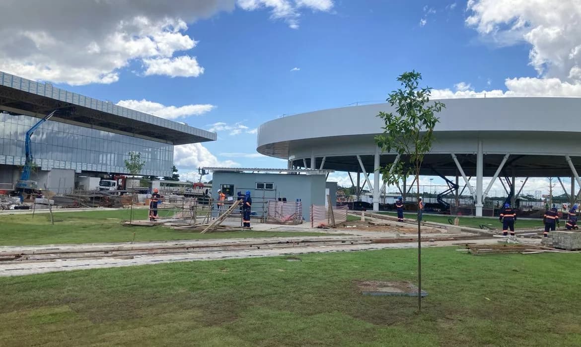 Pressão por preços de hotéis marca contagem regressiva para COP30 em Belém