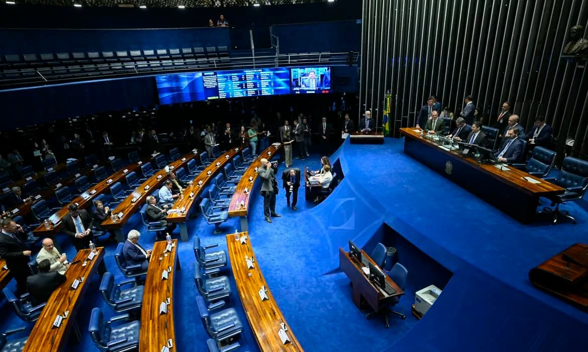 Senado aprova isenção de IR para até 2 salários-mínimos; texto vai à sanção