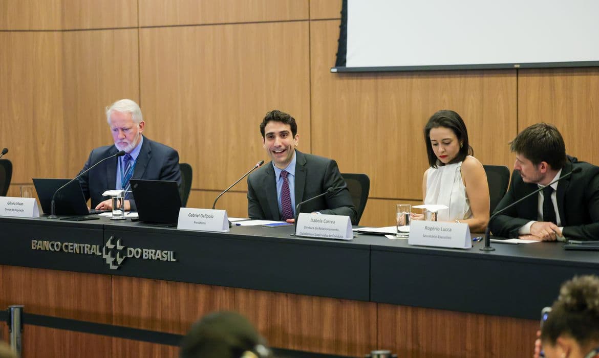 BC impõe limite de R$15 mil no Pix e aperta regras para fintechs