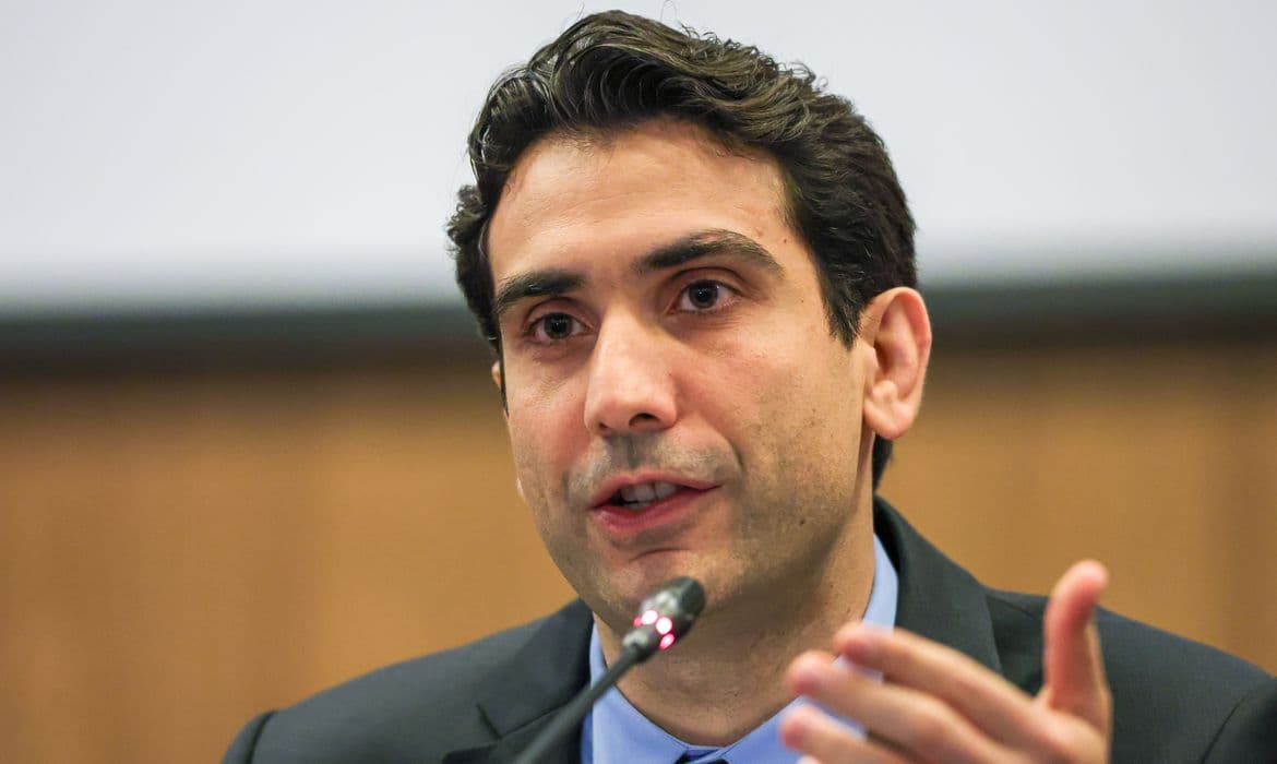 BC projeta PIB de 1,5% para 2026 e revisa 2025 para 2%