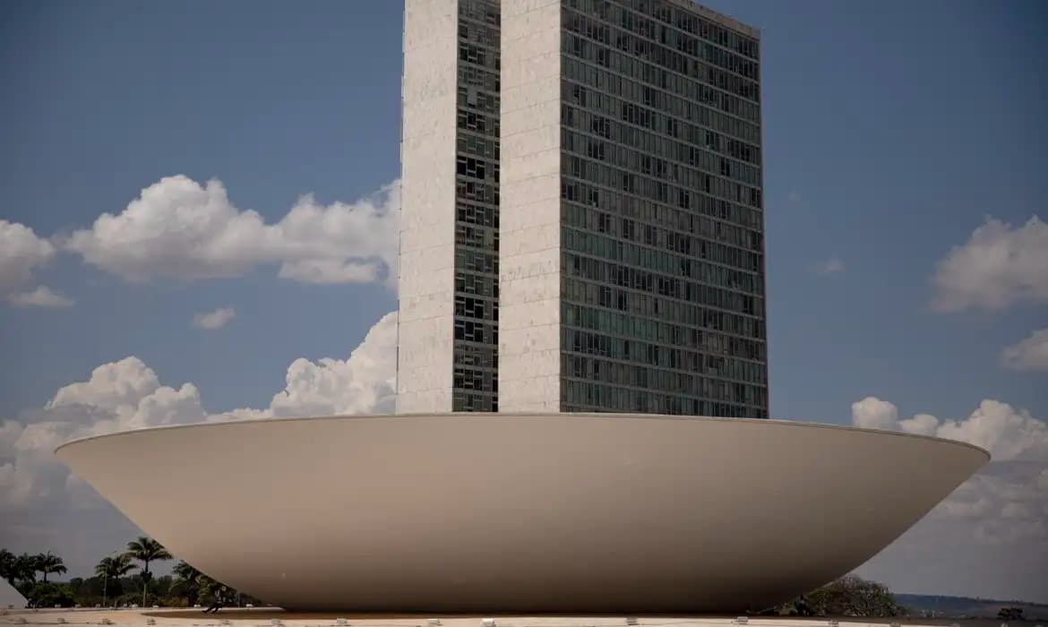 Congresso tenta ressuscitar ‘PL da Devastação’ por MP; 80% é retrocesso