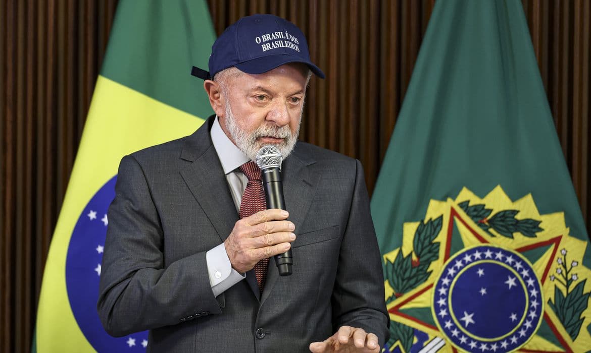 Lula assiste ‘Malês’, filme sobre revolta escrava, e faz pronunciamento