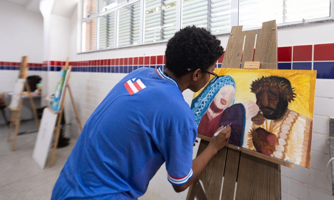 MEC e MinC levam arte e cultura para escolas integrais do país