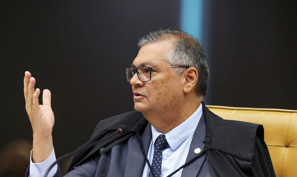 Ministro Flávio Dino: Crimes de golpe não podem ser anistiados
