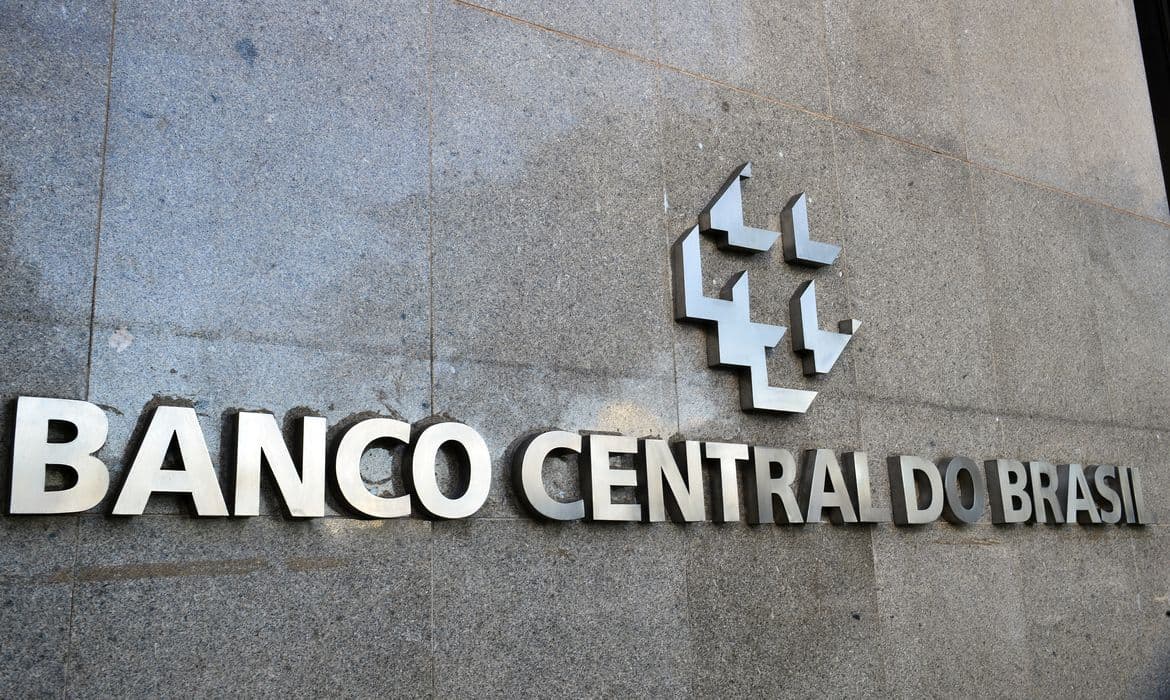 Previsão de inflação cai para 4,81%, diz mercado