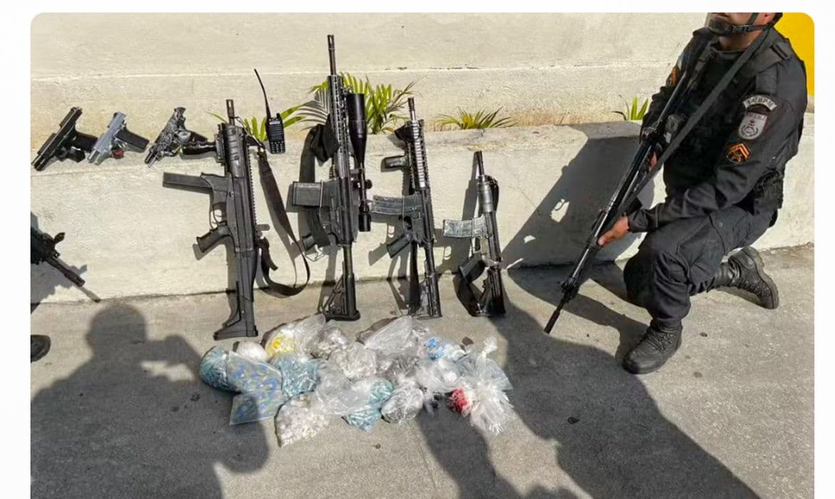 Rio já apreendeu 500 fuzis em 2025; maioria é de fábricas clandestinas