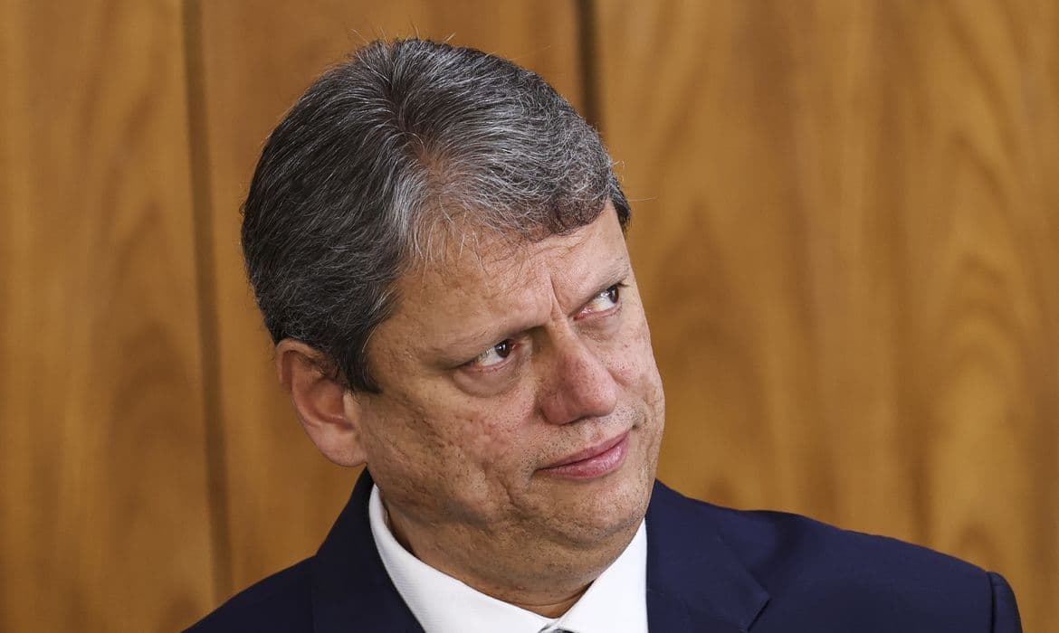 Tarcísio: deputado pede inquérito por falas contra a ‘tirania de Moraes’
