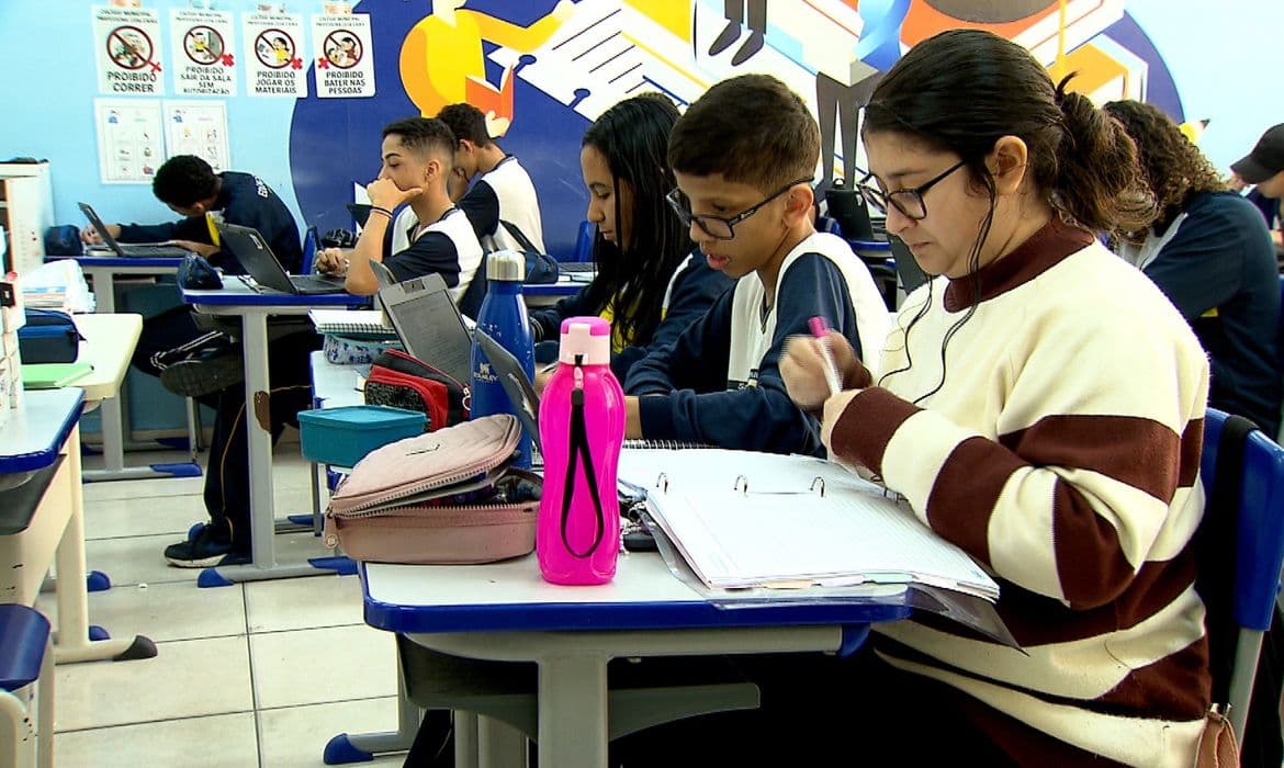Caminhos da Reportagem revela desafios da educação para pessoas com deficiência