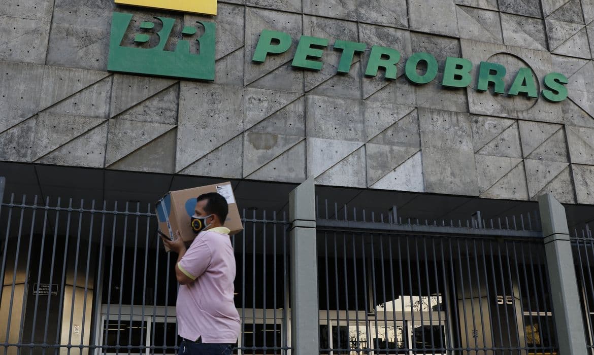 Petrobras importa gás de Vaca Muerta (Argentina) e abre nova rota ao Brasil