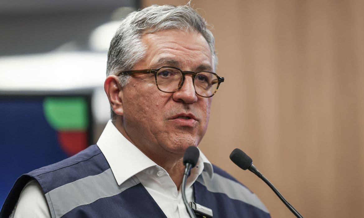 Saúde garante e amplia estoque de antídotos contra metanol no país
