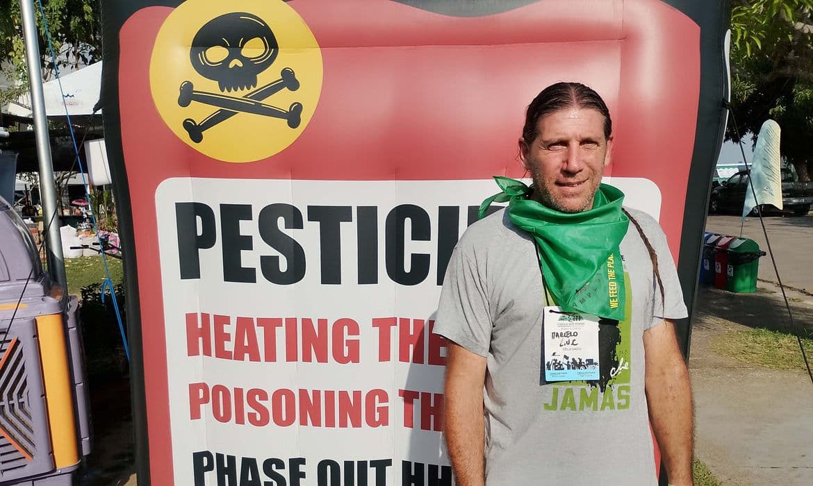 Agricultor uruguaio denuncia agrotóxicos que destroem solo e saúde