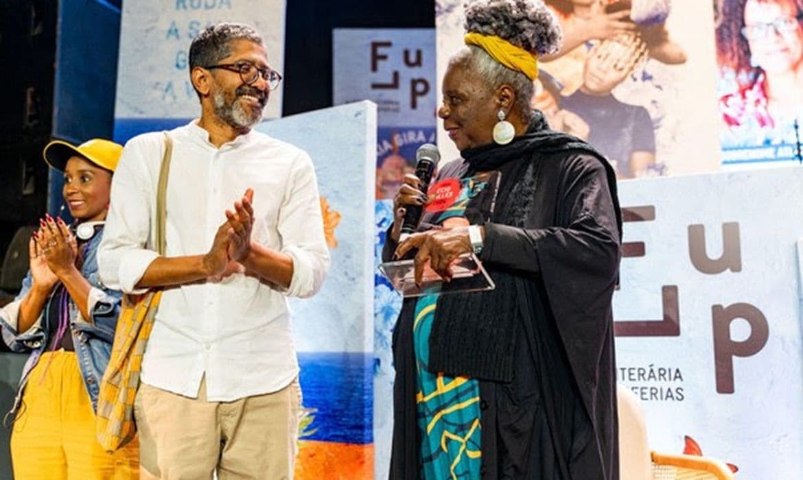 Flup inicia no Rio com homenagem inédita a Conceição Evaristo e Frantz Fanon
