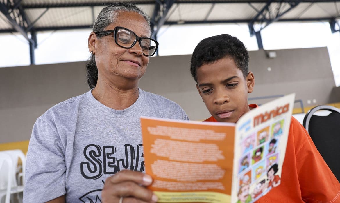 Interação entre gerações combate etarismo e valoriza o envelhecimento