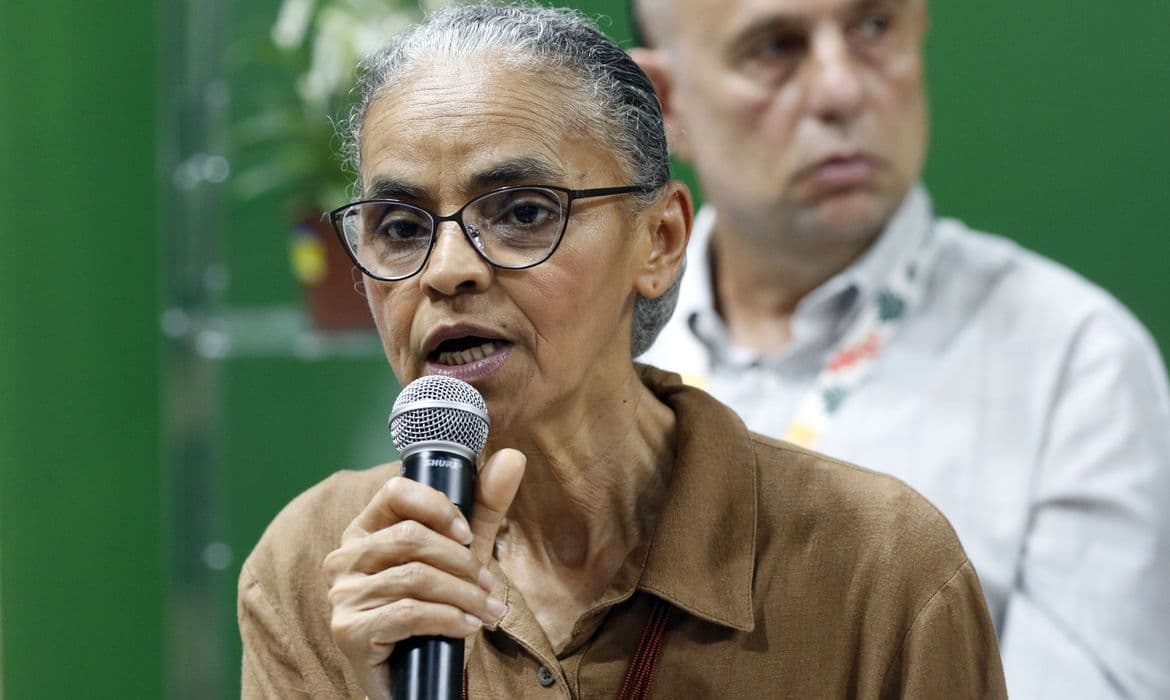 Marina Silva cobra aprovação de indicadores globais de adaptação na COP30