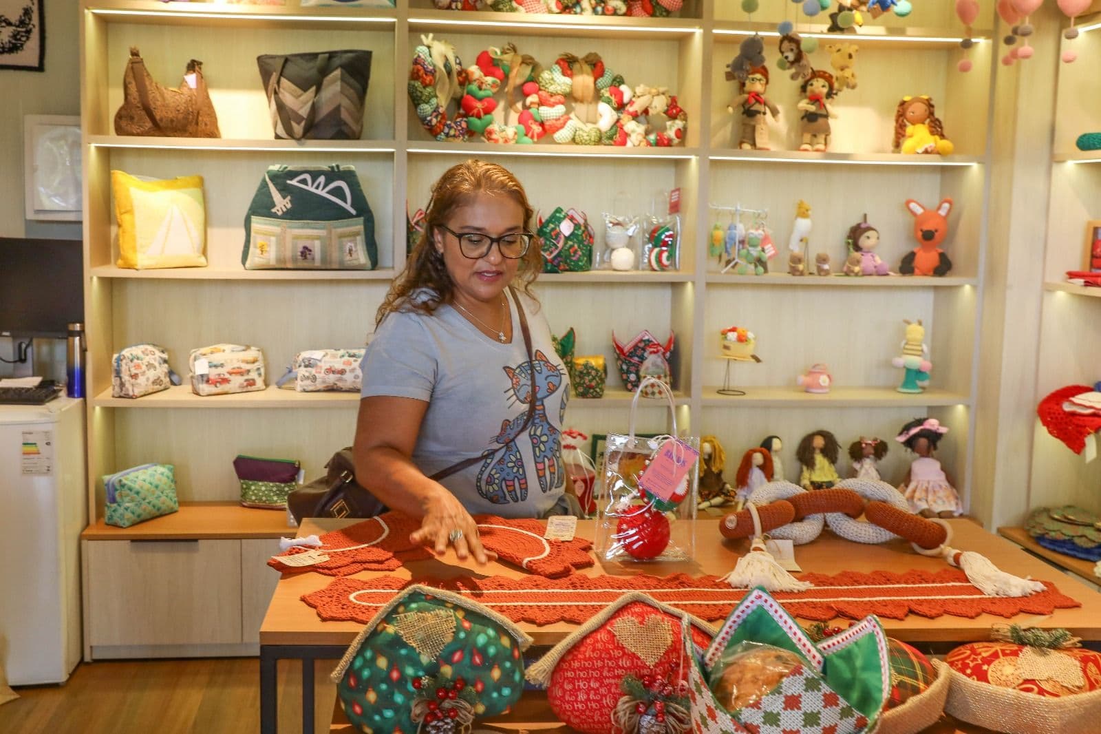 Artesanato Feminino: Loja Colaborativa na Torre de TV dobra renda de artesãs do DF