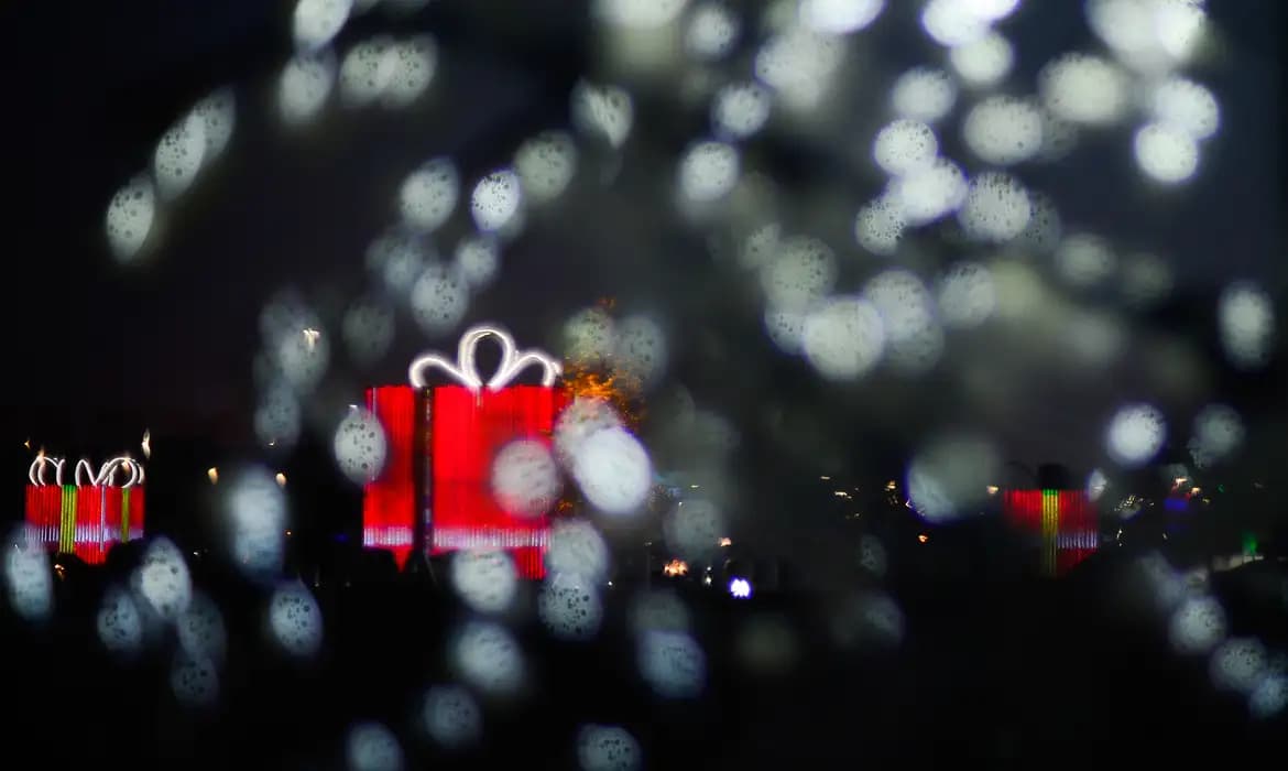 Dezembro 2025: Natal, São Silvestre centenária e marcos históricos