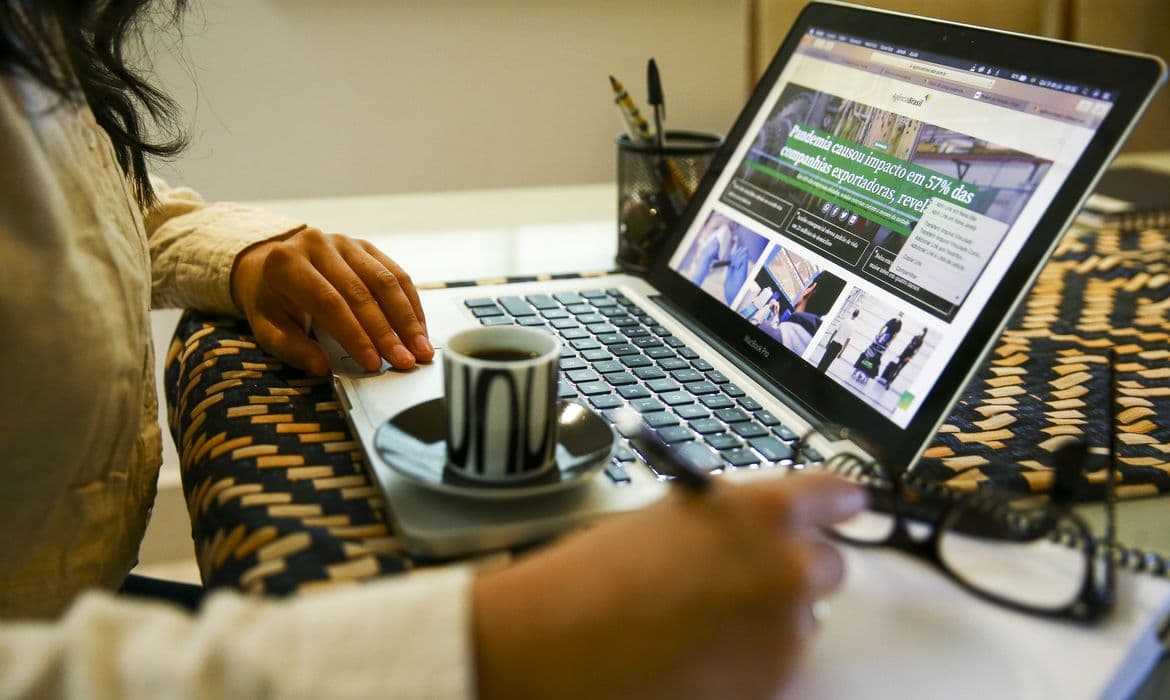 Líderes impulsionam equidade de gênero e raça: desafios e avanços no trabalho