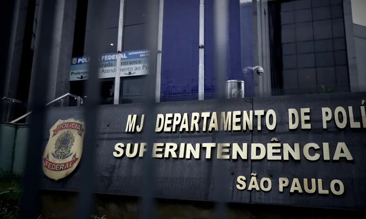 PF combate ciberataques a deputados pró-PL que iguala aborto a homicídio