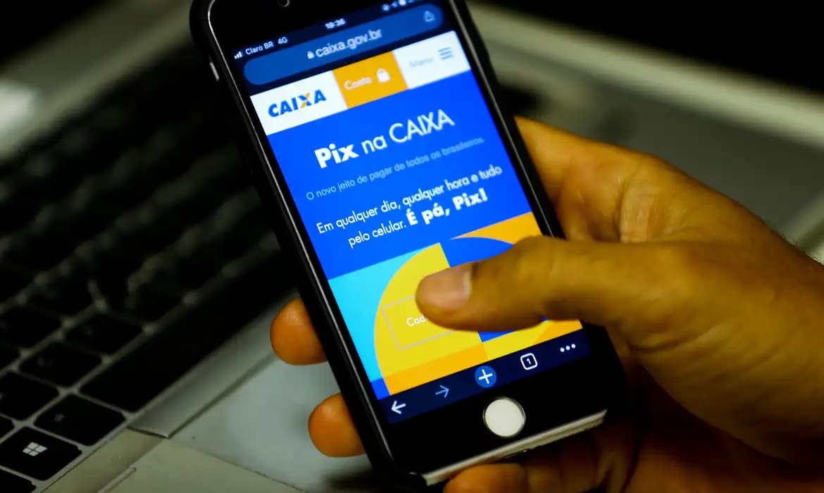 Pix quebra recorde: 313 milhões de transações e R$ 179,9 bi em um dia