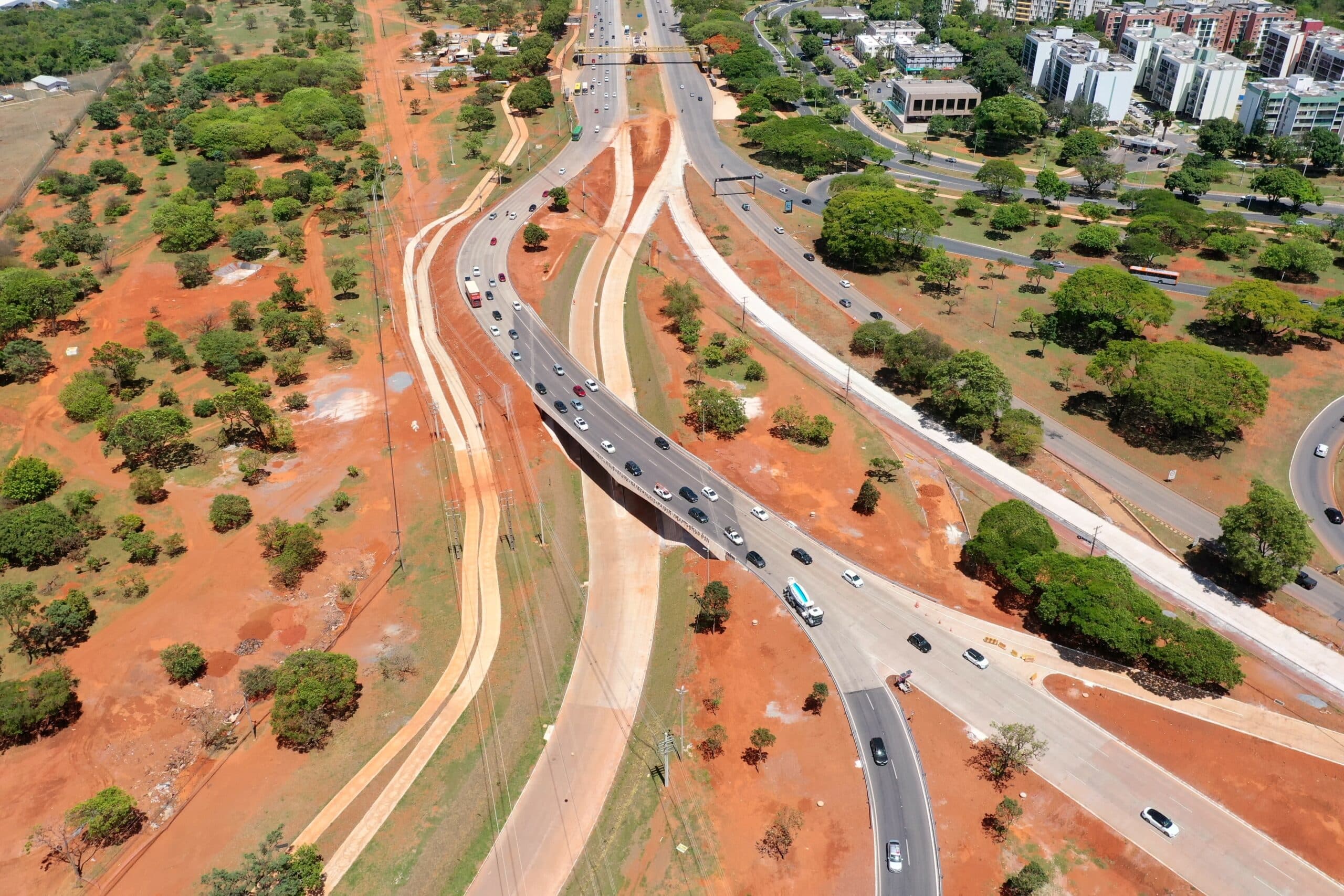 Trânsito na Epig: Novas mudanças no SIG liberam acesso e alteram faixa reversa