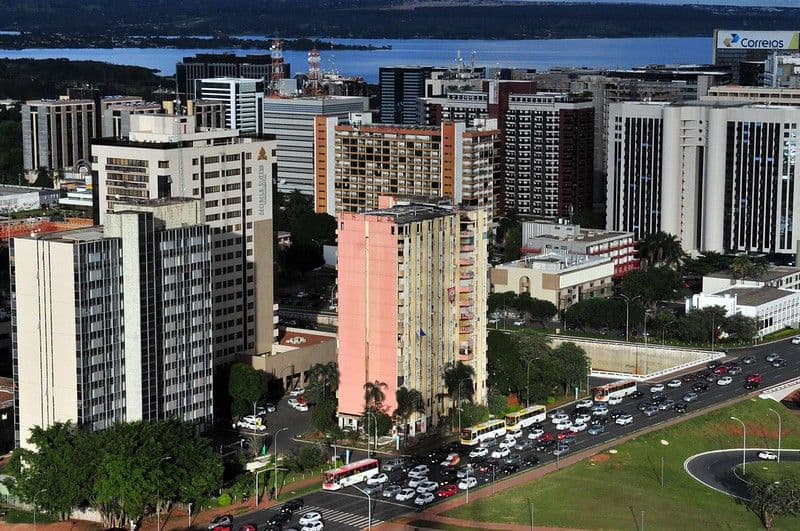 Implosão do Torre Palace: Plano de Segurança e Cronograma de Interdições no DF