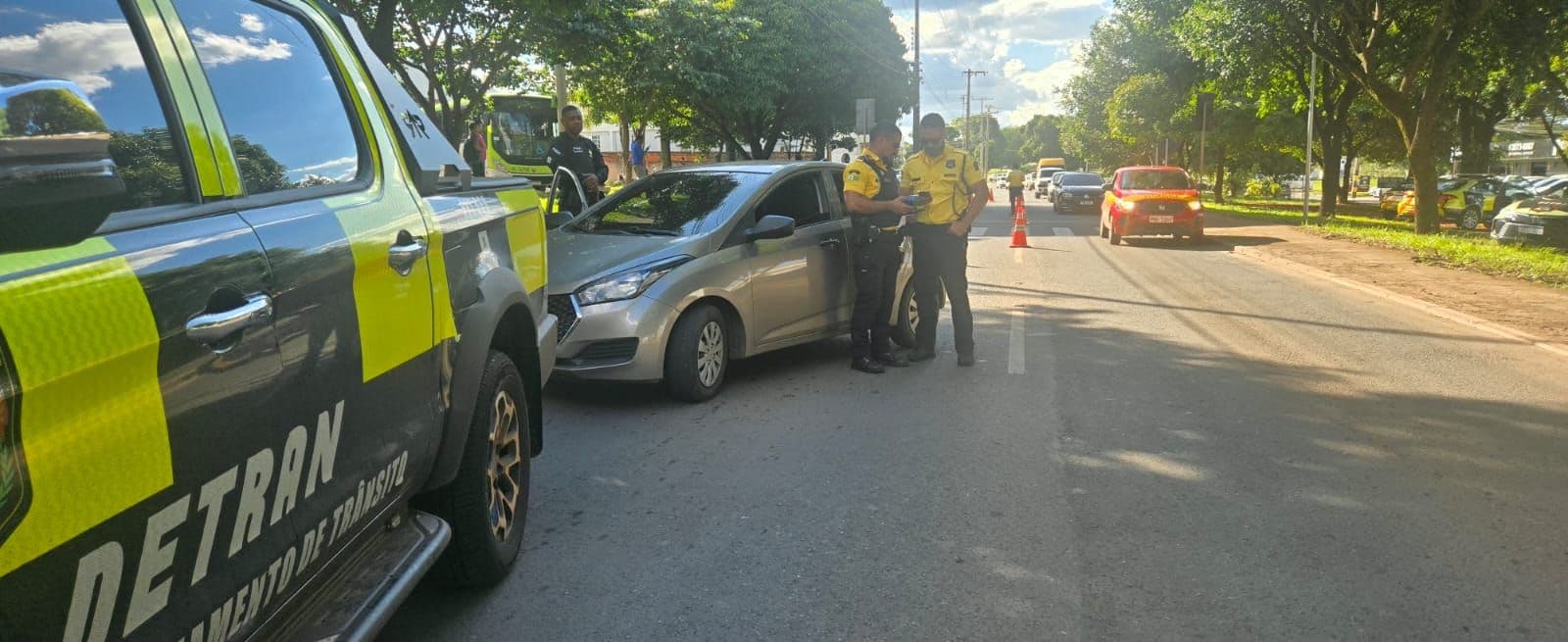 Detran-DF intensifica fiscalização e flagra motoristas alcoolizados em Taguatinga