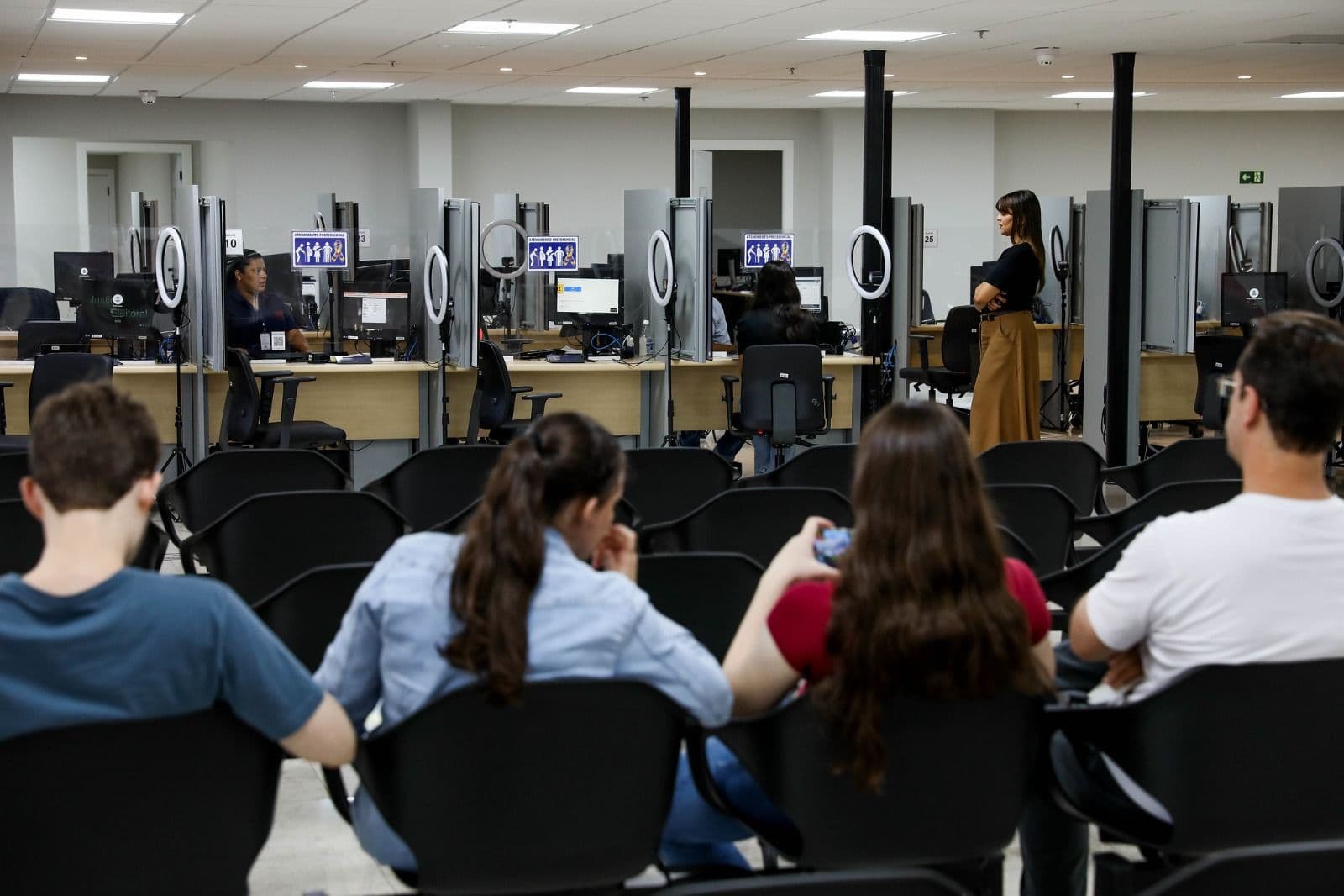 Prazo para regularizar título eleitoral no DF termina em 6 de maio; veja riscos