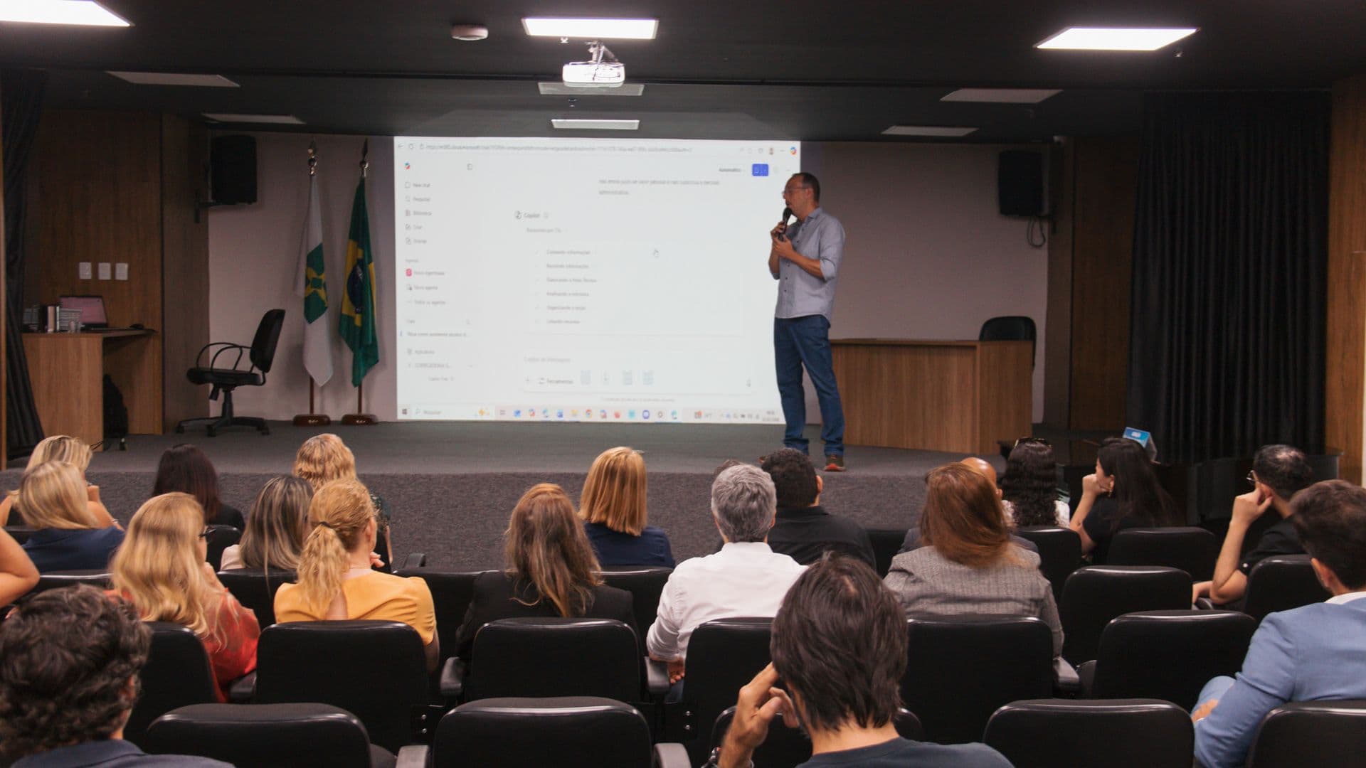 SEEDF Corregedoria capacita servidores para uso institucional de Inteligência Artificial