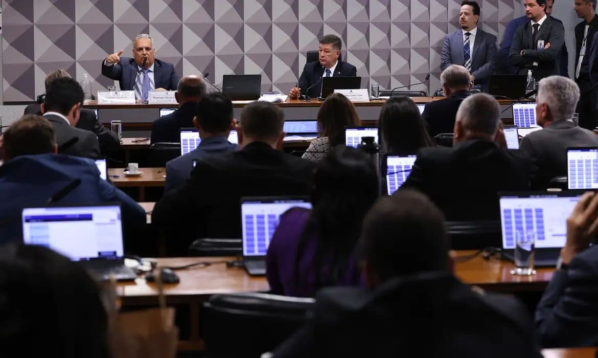 André Mendonça proíbe CPMI do INSS de acessar dados privados de Daniel Vorcaro