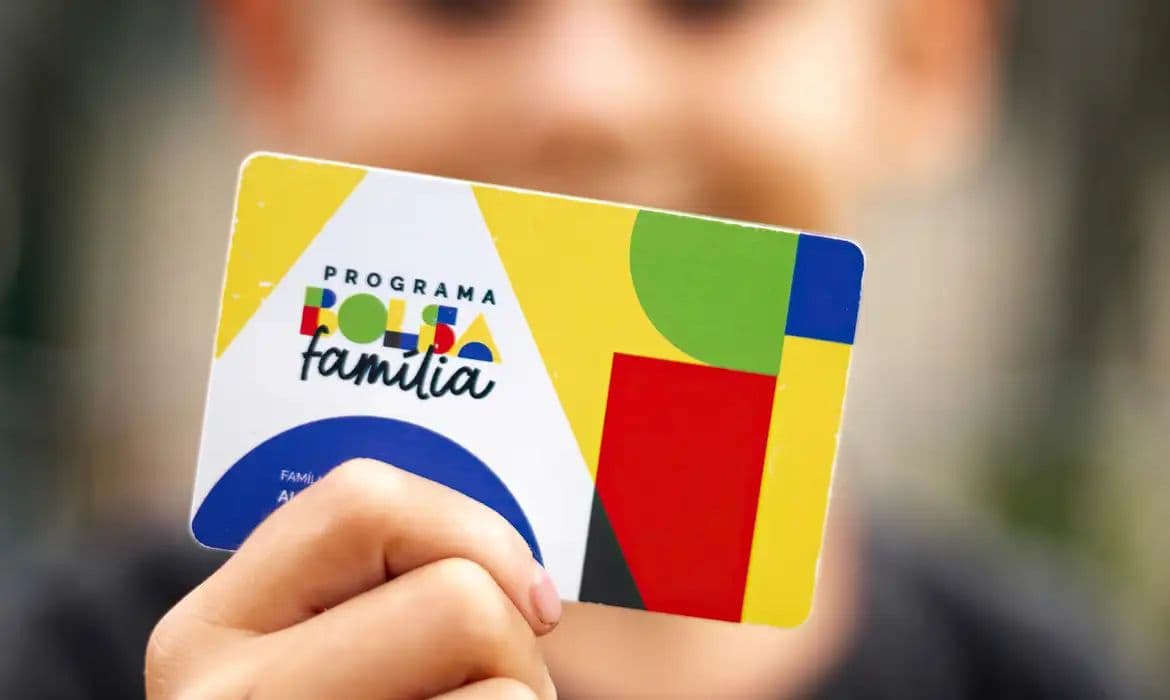Bolsa Família: Caixa paga beneficiários com NIS final 9 nesta segunda-feira