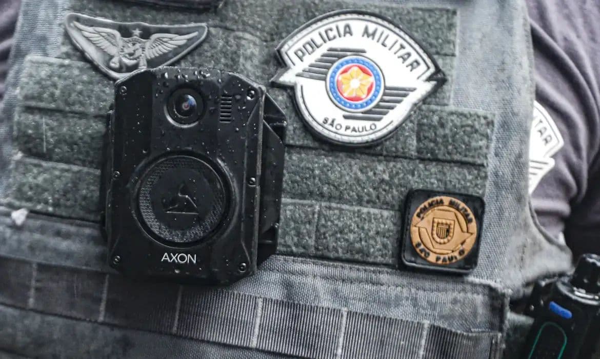 MPRJ recomenda uso rigoroso de câmeras corporais por policiais no Rio