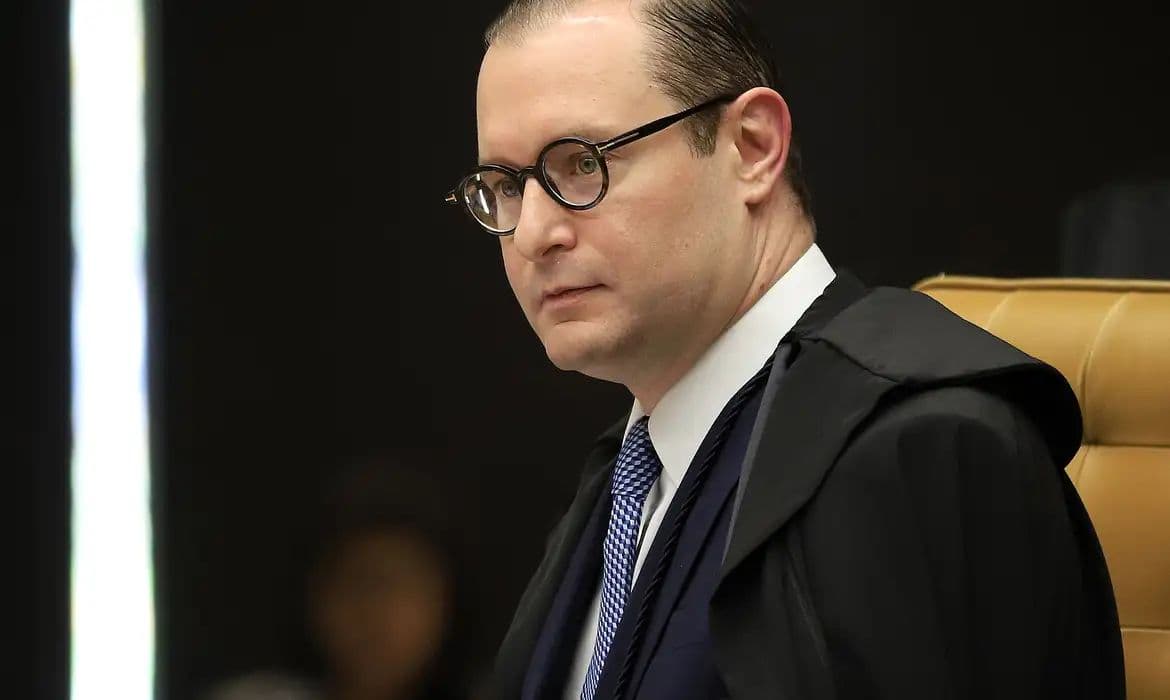STF condena médico por trote misógino contra calouras de Medicina