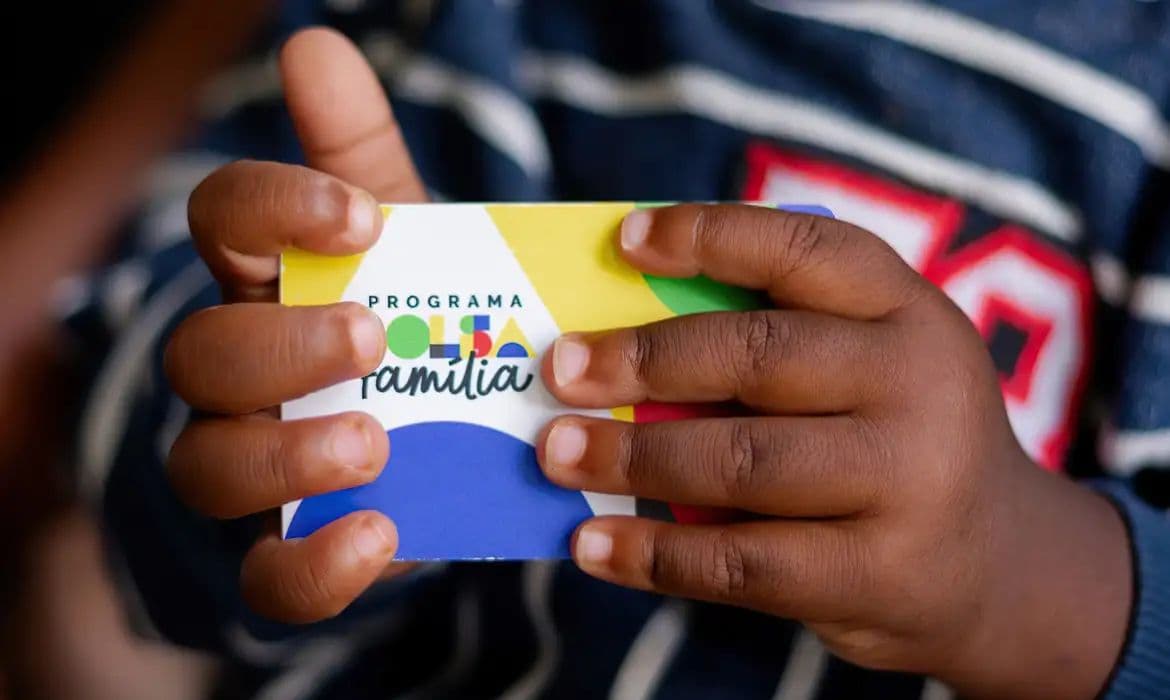 Bolsa Família: Caixa paga beneficiários com NIS final 5 nesta quinta