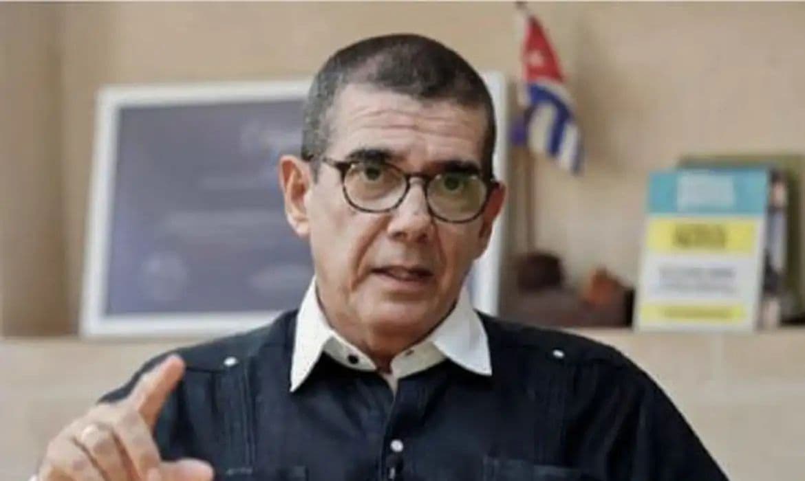 Cuba monitora movimentação militar dos EUA após ameaças de Donald Trump