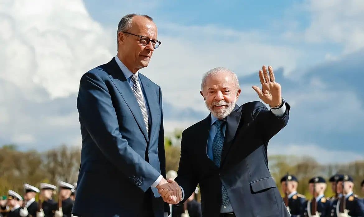 Lula desembarca na Alemanha para assinar acordos de inovação e tecnologia