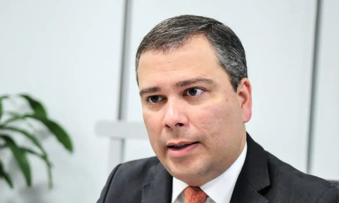 STF mantém prisão de ex-presidente do BRB por unanimidade