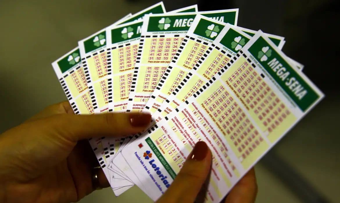 Apostador de Curitiba ganha prêmio de R$ 127 milhões na Mega-Sena