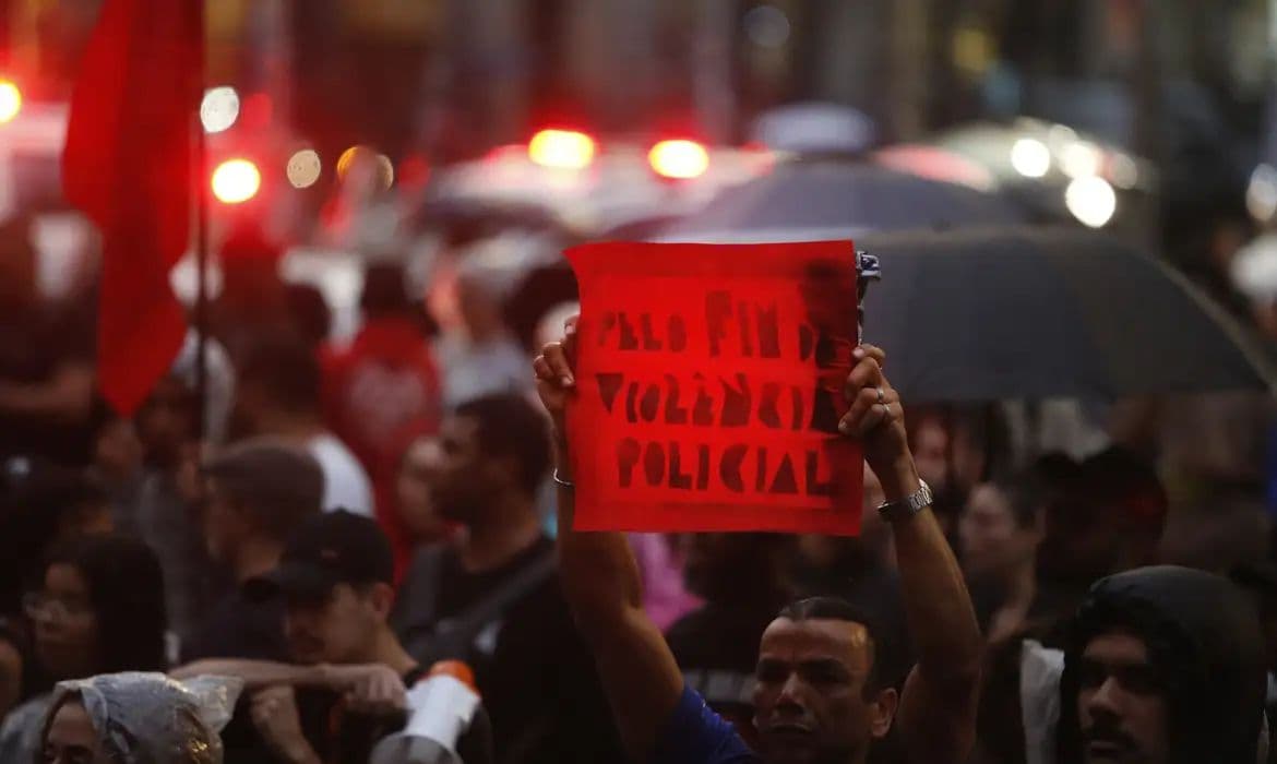 Especialista aponta herança da ditadura no sistema de segurança atual