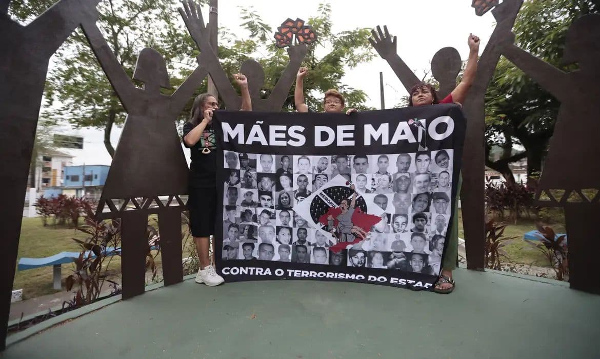 Mães de Maio propõem lei nacional para combater a violência policial