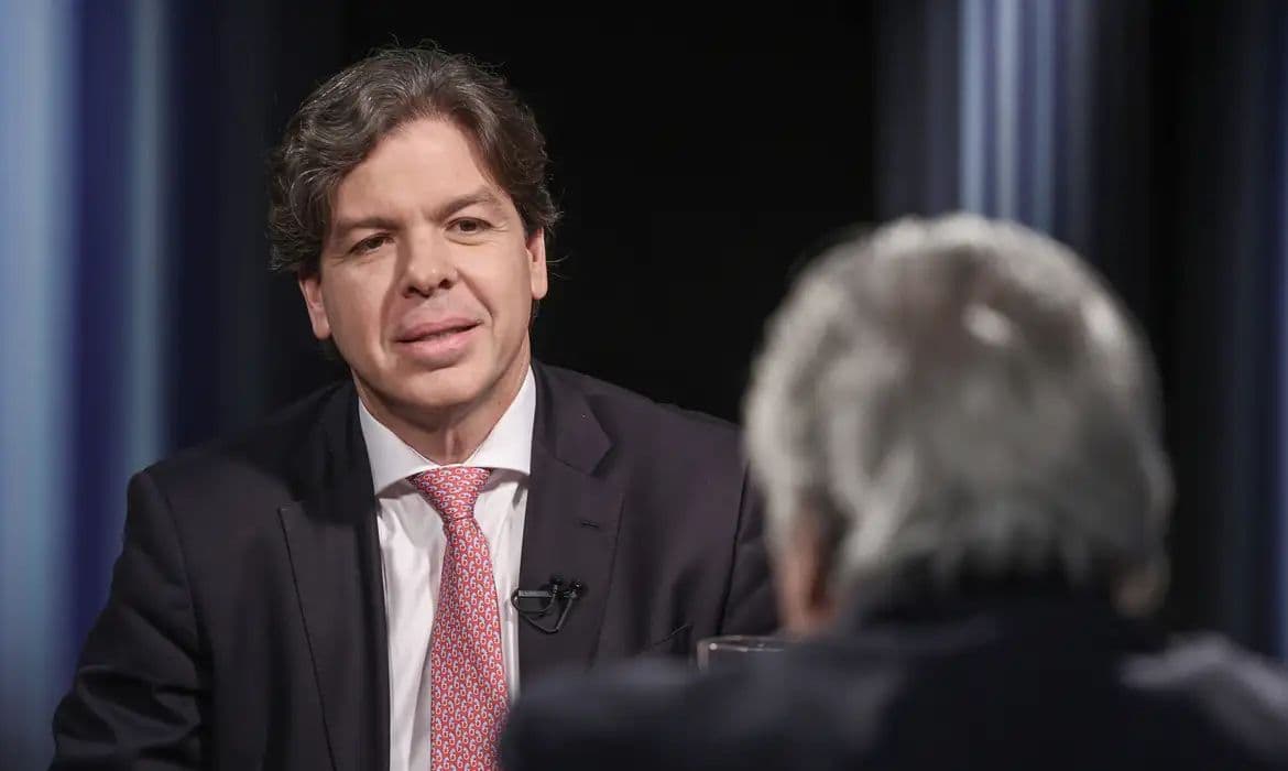 Ministro das Comunicações detalha avanços da TV 3.0 na TV Brasil