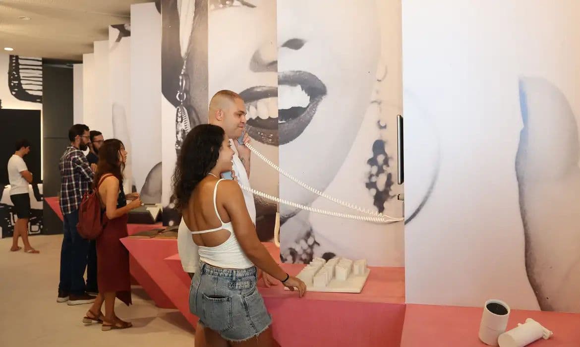 Museu da Imagem e do Som do Rio reabre em Copacabana após 20 anos