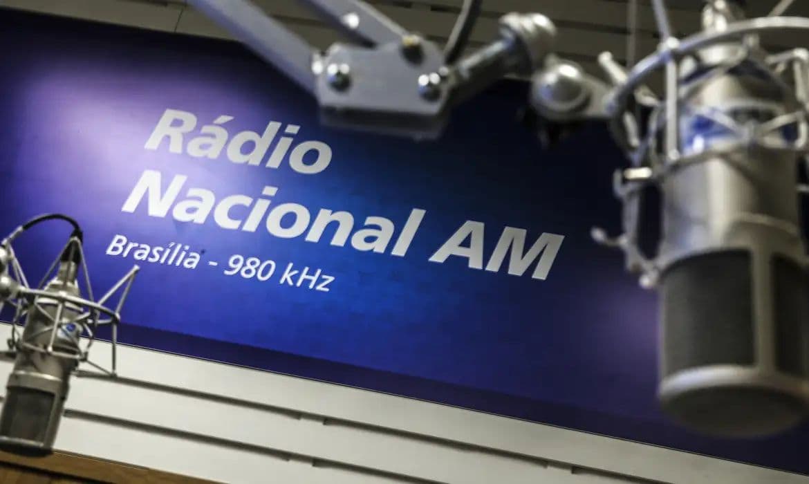 Rádio Nacional celebra 90 anos com série inédita em videocast