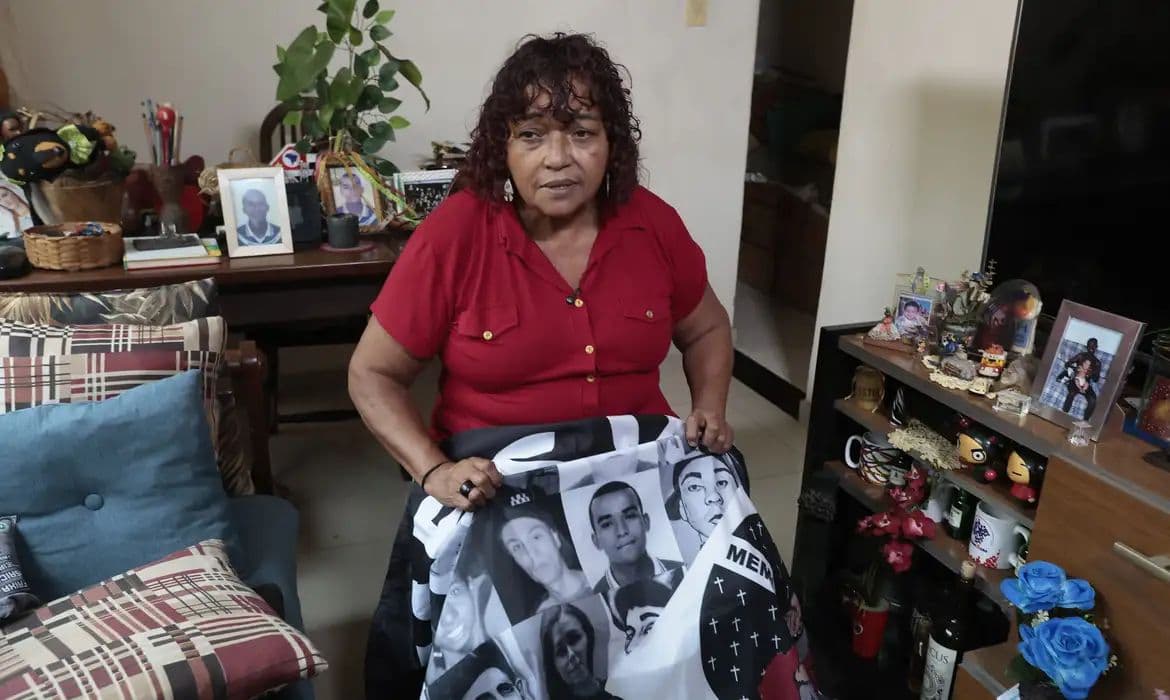Vinte anos dos Crimes de Maio: a dor persistente das Mães de Maio