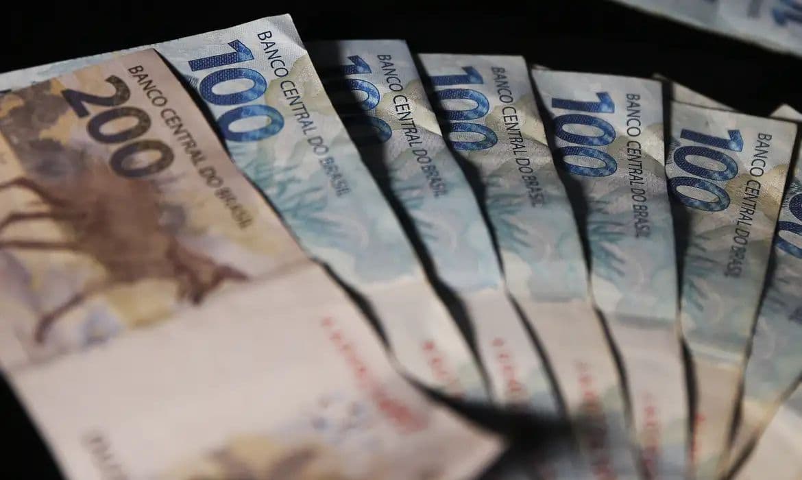 Bolsa Família: Caixa paga beneficiários com NIS final 7 nesta quarta